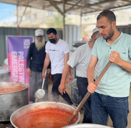 Hot Food Kitchen Gaza